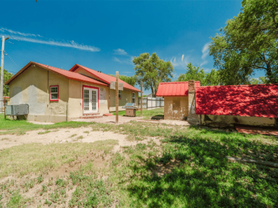 302 Osceola, Dalhart, Dallam, Texas, United States 79022, 3 Bedrooms Bedrooms, ,2 BathroomsBathrooms,Single Family Home,Residential Properties,Osceola,1484