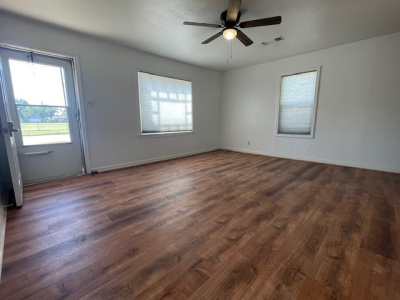 1205 2nd, Dalhart, Dallam, Texas, United States 79022, 3 Bedrooms Bedrooms, ,2 BathroomsBathrooms,Single Family Home,Rental Properties,2nd,1486
