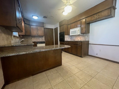 1903 Peach, Dalhart, Hartley, Texas, United States 79022, 3 Bedrooms Bedrooms, ,2 BathroomsBathrooms,Single Family Home,Residential Properties,Peach,1491