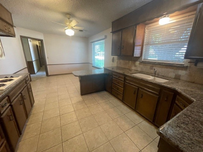 1903 Peach, Dalhart, Hartley, Texas, United States 79022, 3 Bedrooms Bedrooms, ,2 BathroomsBathrooms,Single Family Home,Residential Properties,Peach,1491