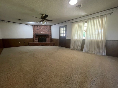 1903 Peach, Dalhart, Hartley, Texas, United States 79022, 3 Bedrooms Bedrooms, ,2 BathroomsBathrooms,Single Family Home,Residential Properties,Peach,1491