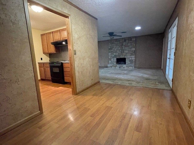 1220 Elm, Dalhart, Hartley, Texas, United States 79022, 3 Bedrooms Bedrooms, ,2 BathroomsBathrooms,Single Family Home,Residential Properties,Elm,1497