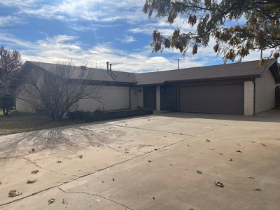 1220 Elm, Dalhart, Hartley, Texas, United States 79022, 3 Bedrooms Bedrooms, ,2 BathroomsBathrooms,Single Family Home,Residential Properties,Elm,1497