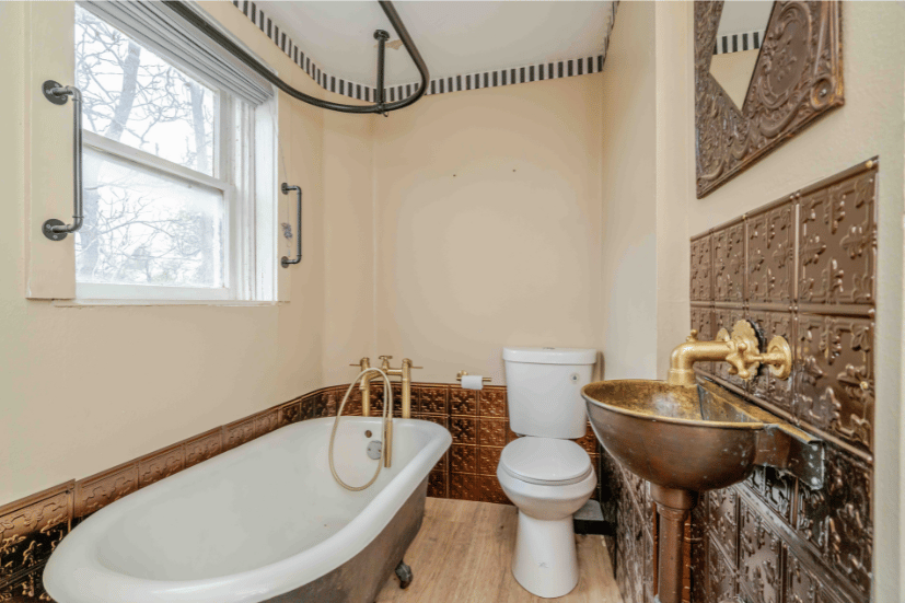 3713 SW 6th, Amarillo, Potter, Texas, United States 79106, ,Single Family Home,Commercial Properties,SW 6th,1501