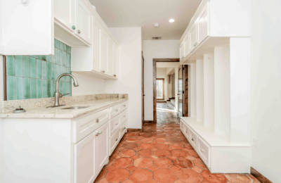 5490 W Road R, Dumas, Moore, Texas, United States 79029, 4 Bedrooms Bedrooms, ,3 BathroomsBathrooms,Single Family Home,Residential Properties,W Road R,1504