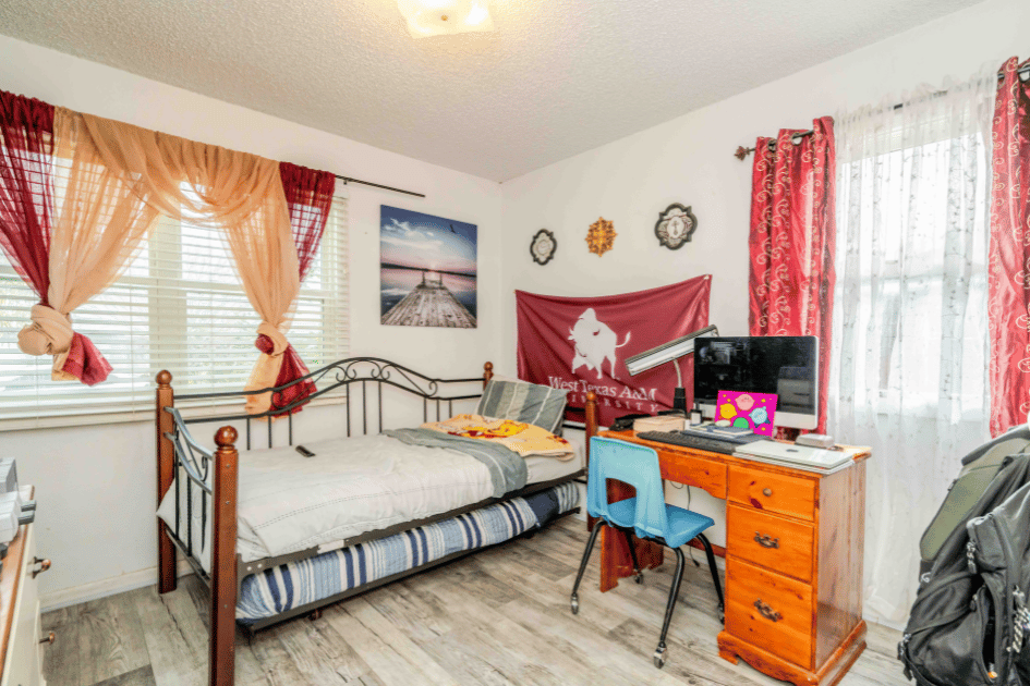 502 Coffee Pl, Dalhart, Dallam, Texas, United States 79022, 3 Bedrooms Bedrooms, ,2 BathroomsBathrooms,Single Family Home,Residential Properties,Coffee Pl,1505