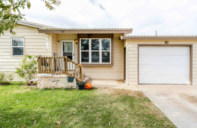 502 Coffee Place, Dalhart, 3 Bedrooms Bedrooms, 0 ,2 BathroomsBathrooms,Single Family Home,Residential Properties,Coffee Place,0,1505