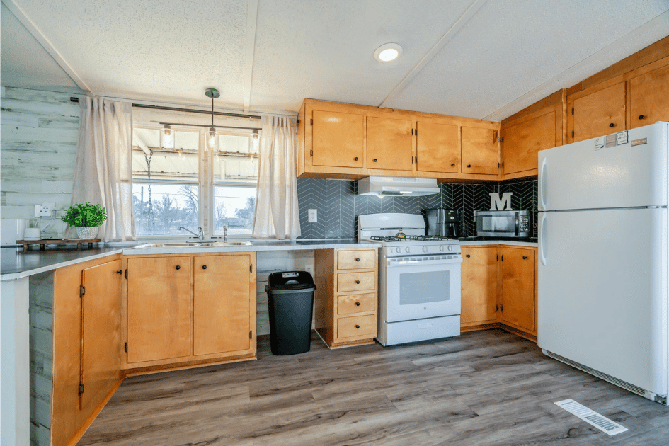 1821 E 13th Street, Dalhart, 3 Bedrooms Bedrooms, 0 ,2 BathroomsBathrooms,Single Family Home,Residential Properties,E 13th Street,0,1511