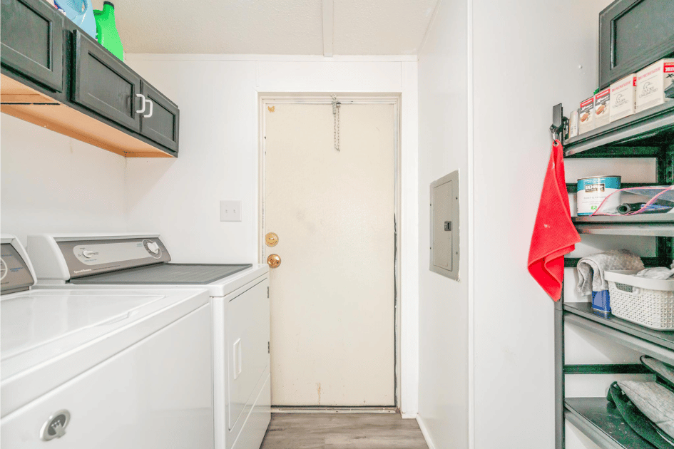 1821 E 13th Street, Dalhart, 3 Bedrooms Bedrooms, 0 ,2 BathroomsBathrooms,Single Family Home,Residential Properties,E 13th Street,0,1511