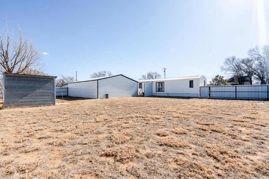 1821 E 13th Street, Dalhart, 3 Bedrooms Bedrooms, 0 ,2 BathroomsBathrooms,Single Family Home,Residential Properties,E 13th Street,0,1511