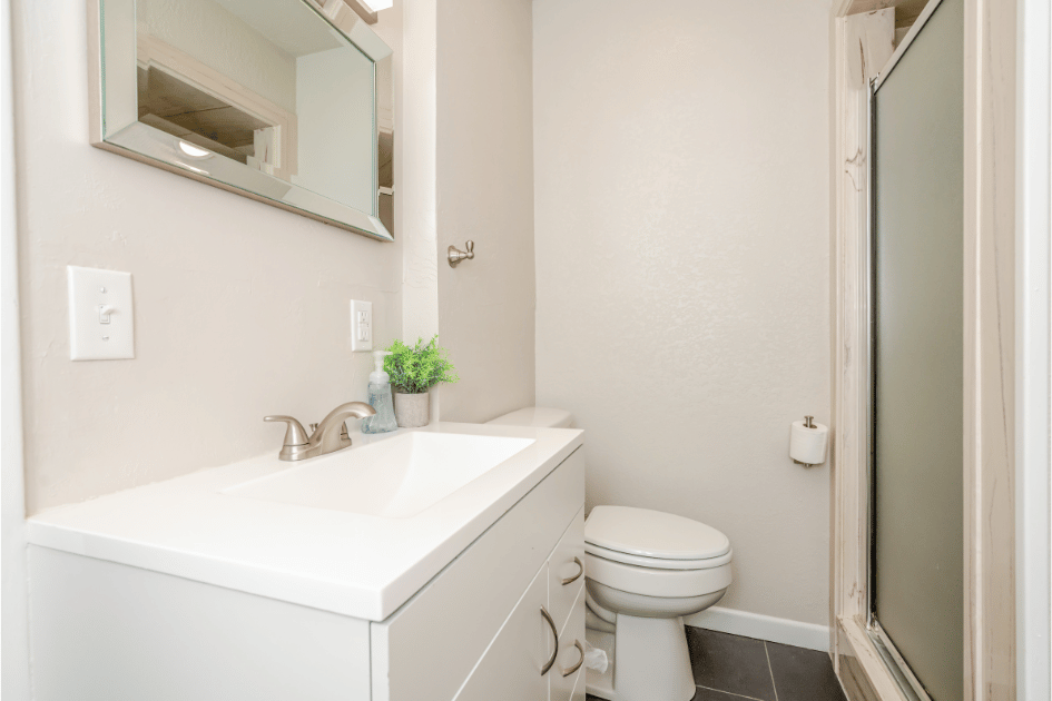 1217 Elm Avenue, Dalhart, 4 Bedrooms Bedrooms, 0 ,3 BathroomsBathrooms,Single Family Home,Residential Properties,Elm Avenue,0,1529