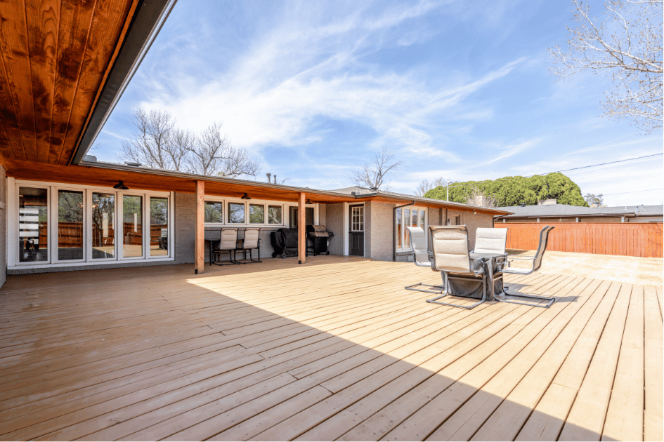 1217 Elm Avenue, Dalhart, 4 Bedrooms Bedrooms, 0 ,3 BathroomsBathrooms,Single Family Home,Residential Properties,Elm Avenue,0,1529