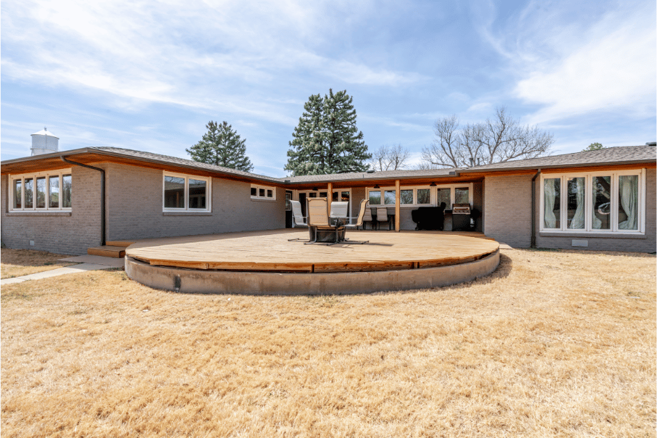 1217 Elm Avenue, Dalhart, 4 Bedrooms Bedrooms, 0 ,3 BathroomsBathrooms,Single Family Home,Residential Properties,Elm Avenue,0,1529