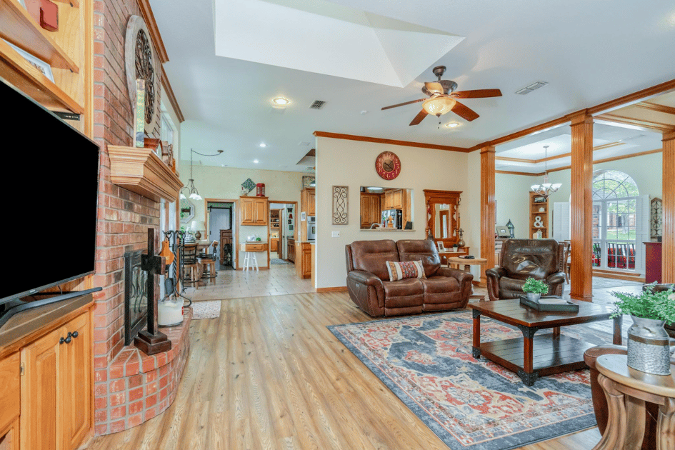 1916 Cheyenne Trail, Dalhart, 4 Bedrooms Bedrooms, 0 ,3 BathroomsBathrooms,Single Family Home,Residential Properties,Cheyenne Trail,0,1534