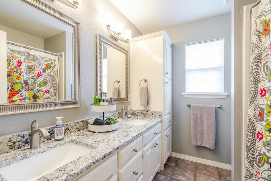 1916 Cheyenne Trail, Dalhart, 4 Bedrooms Bedrooms, 0 ,3 BathroomsBathrooms,Single Family Home,Residential Properties,Cheyenne Trail,0,1534