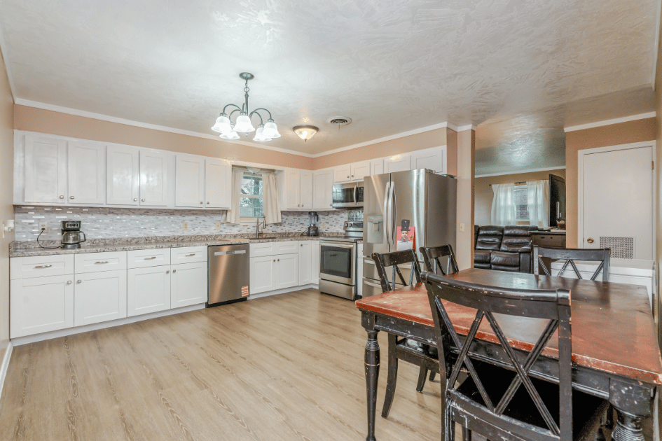 1513 E 6th Street, Dalhart, 4 Bedrooms Bedrooms, 0 ,2 BathroomsBathrooms,Single Family Home,Residential Properties,E 6th Street,0,1535