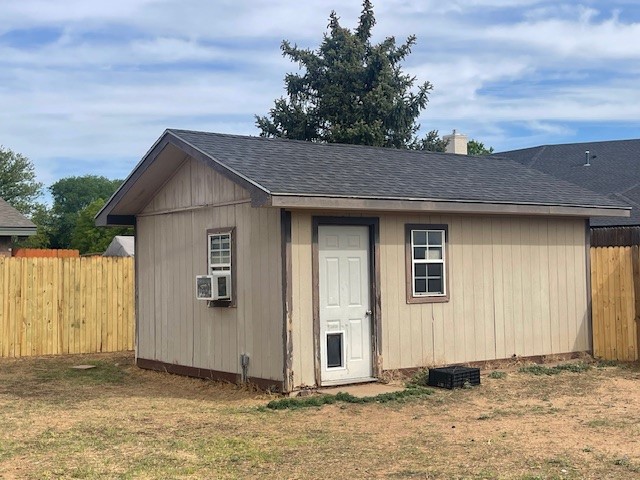 1815 Tejas, Dalhart, 3 Bedrooms Bedrooms, 0 ,2 BathroomsBathrooms,Single Family Home,Residential Properties,Tejas,0,1537