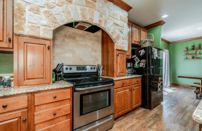 9960 S County Line Rd, Channing, 4 Bedrooms Bedrooms, 0 ,3 BathroomsBathrooms,Single Family Home,Residential Properties,S County Line Rd,0,1539