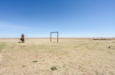 9960 S County Line Rd, Channing, 4 Bedrooms Bedrooms, 0 ,3 BathroomsBathrooms,Single Family Home,Residential Properties,S County Line Rd,0,1539