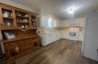 1608 Apache, Dalhart, 3 Bedrooms Bedrooms, 0 ,2 BathroomsBathrooms,Single Family Home,Residential Properties,Apache,0,1541