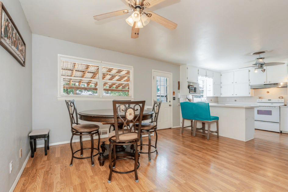 1421 Elm Avenue, Dalhart, 3 Bedrooms Bedrooms, 0 ,2 BathroomsBathrooms,Single Family Home,Residential Properties,Elm Avenue ,0,1542