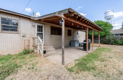 1421 Elm Avenue, Dalhart, 3 Bedrooms Bedrooms, 0 ,2 BathroomsBathrooms,Single Family Home,Residential Properties,Elm Avenue ,0,1542