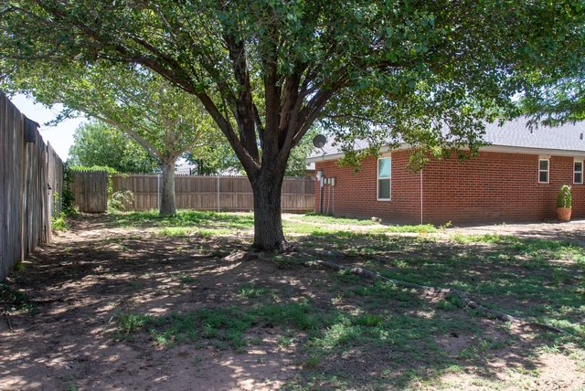 1829 Sioux, Dalhart, 3 Bedrooms Bedrooms, 0 ,2 BathroomsBathrooms,Single Family Home,Residential Properties,Sioux,0,1545 1829 Sioux, Dalhart, 3 Bedrooms Bedrooms, 0 ,2 BathroomsBathrooms,Single Family Home,Residential Properties,Sioux,0,1545
