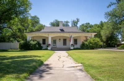1110 Rock Island Avenue, Dalhart, 3 Bedrooms Bedrooms, 0 ,3 BathroomsBathrooms,Single Family Home,Residential Properties,Rock Island Avenue,0,1549