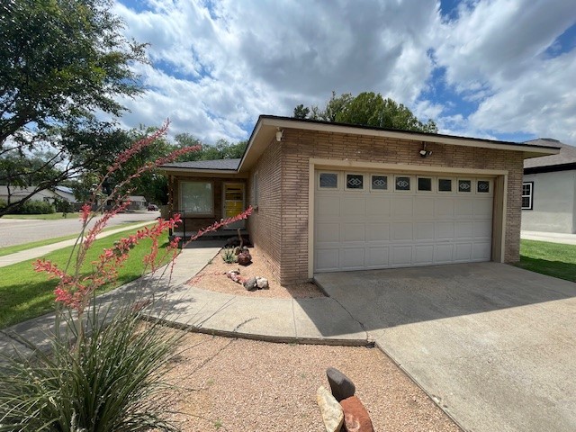 1022 Peach Avenue, Dalhart, 2 Bedrooms Bedrooms, 0 ,1 BathroomBathrooms,Single Family Home,Rental Properties,Peach Avenue,0,1550 1022 Peach Avenue, Dalhart, 2 Bedrooms Bedrooms, 0 ,1 BathroomBathrooms,Single Family Home,Rental Properties,Peach Avenue,0,1550