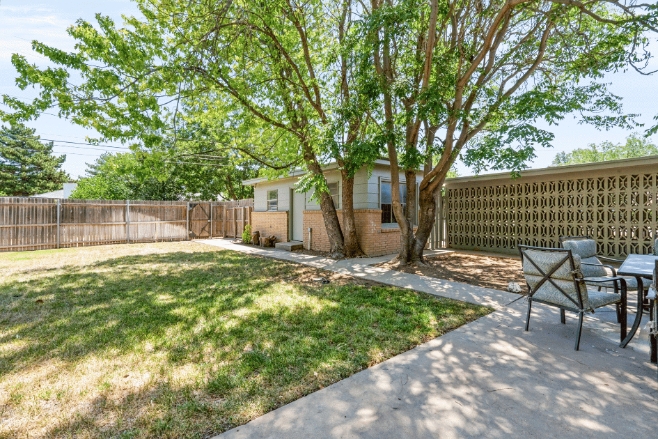 200 Bailey Avenue, Dumas, 4 Bedrooms Bedrooms, 0 ,3 BathroomsBathrooms,Single Family Home,Residential Properties,Bailey Avenue,0,1555 200 Bailey Avenue, Dumas, 4 Bedrooms Bedrooms, 0 ,3 BathroomsBathrooms,Single Family Home,Residential Properties,Bailey Avenue,0,1555