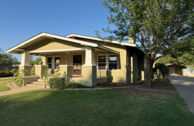 916 Denrock Avenue, Dalhart, 2 Bedrooms Bedrooms, 0 ,2 BathroomsBathrooms,Single Family Home,Rental Properties,Denrock Avenue,0,1557