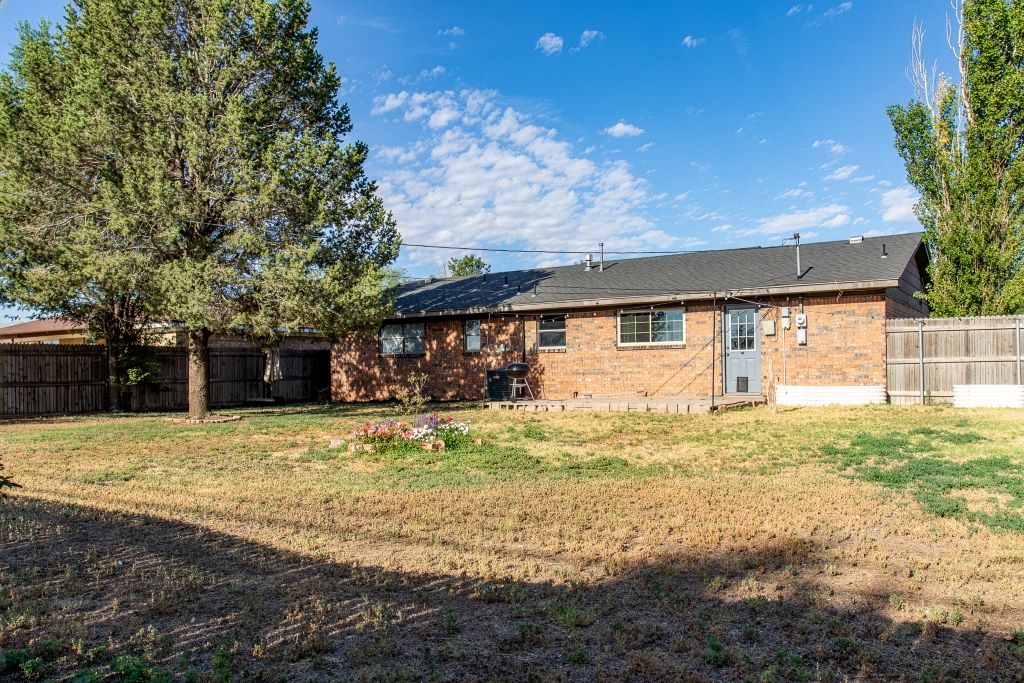 901 Sagebrush Road, Dalhart, 3 Bedrooms Bedrooms, 0 ,2 BathroomsBathrooms,Single Family Home,Residential Properties,Sagebrush Road,0,1564 901 Sagebrush Road, Dalhart, 3 Bedrooms Bedrooms, 0 ,2 BathroomsBathrooms,Single Family Home,Residential Properties,Sagebrush Road,0,1564