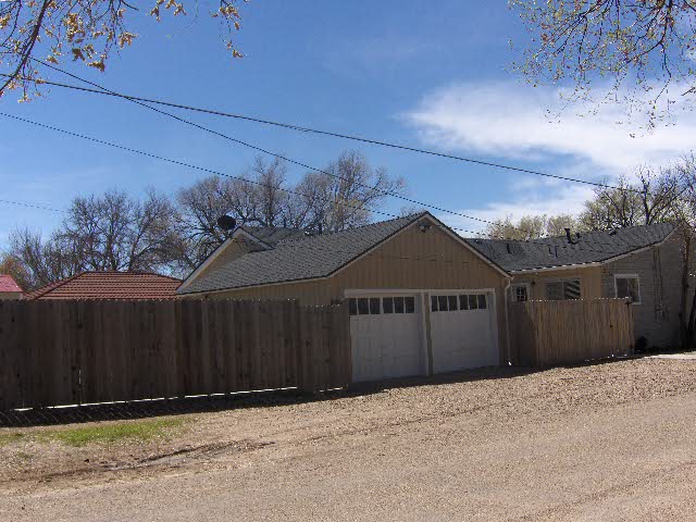 1201 Oak,Dalhart,Hartley,Texas,United States 79022,3 Bedrooms Bedrooms,2 BathroomsBathrooms,Single Family Home,Oak ,1049