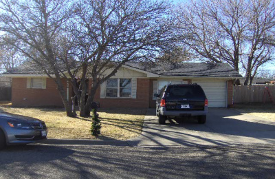 1418 Walnut Avenue, Dalhart, 3 Bedrooms Bedrooms, 0 ,1.75 BathroomsBathrooms,Single Family Home,Rental Properties,Walnut Avenue,0,1053